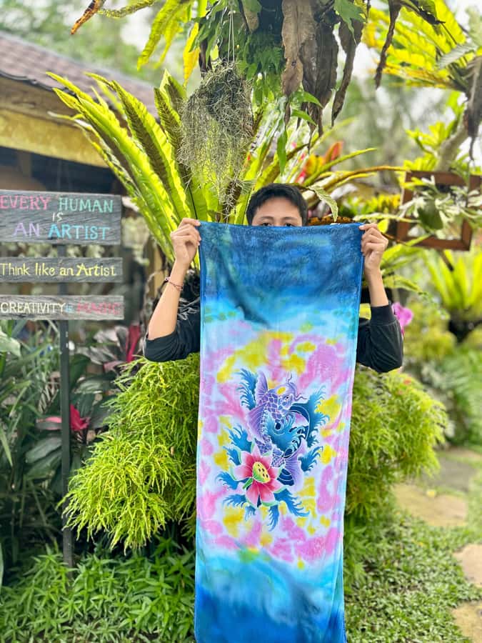 3 Hours Batik Making Classes in Ubud - Choosing your design and preparing the cloth