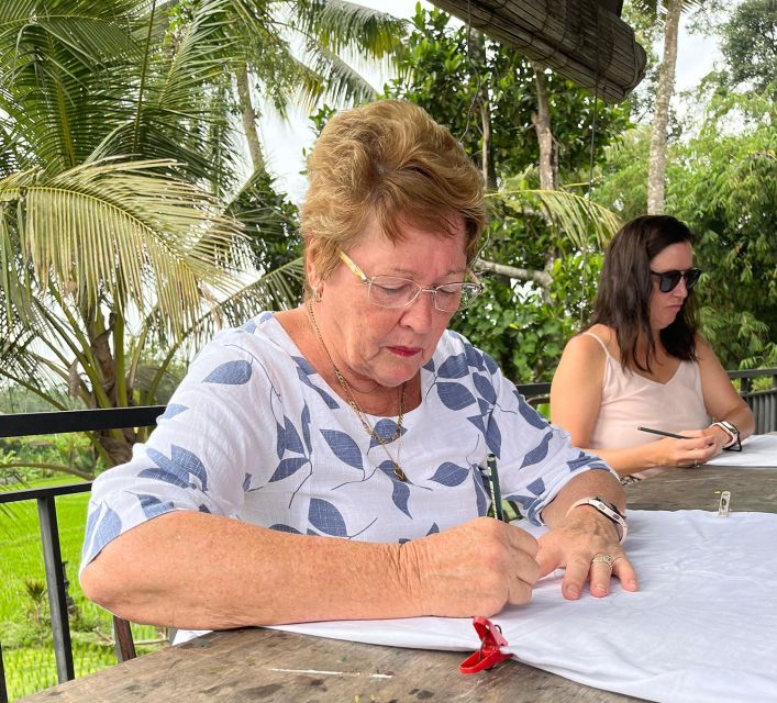 3 Hours Batik Making Classes in Ubud - Adding color and making the design your own
