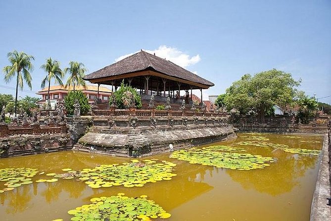 A Fascinating View of Eastern Bali - Lunch with a local restaurant stop