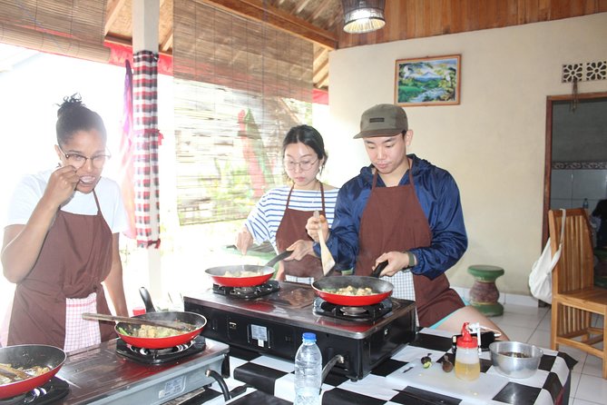 Afternoon Cooking Class & Making Bali Offering with Dinner - Pickup, timing, and the Ubud boundary