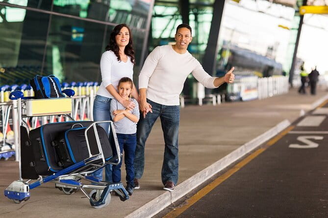 Bali Airport: One-Way Private Transfer To/From Hotel - Zone 4: Candidasa, Padangbai, Manggis, Bangli, and Klungkung