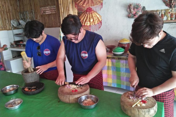 Bali Amazing Cooking Class - 8:00 a.m. pickup and the ride into the morning