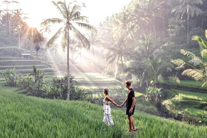 Bali ATV Ride with Jungle Swing and Rice Terrace Tour - Walking through Tegalalang Rice Terrace