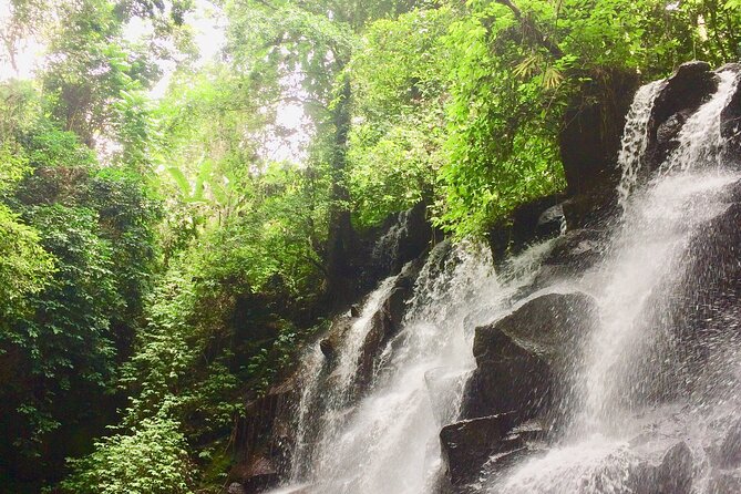 Bali best waterfall - Tegenungan closes the waterfall circuit