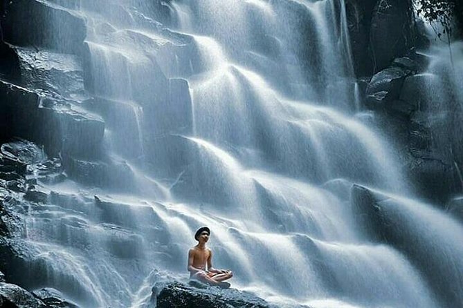 Bali best waterfall - What the private guide adds