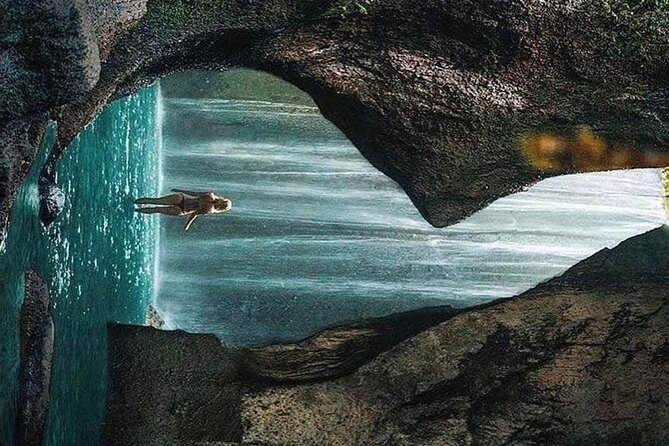 Bali best waterfall - Who will get the most from this outing