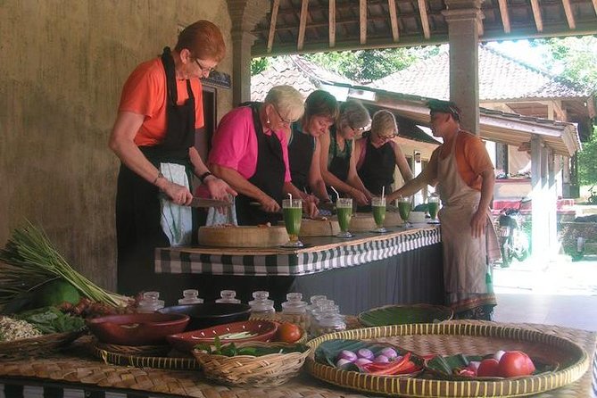 Bali Cooking Class with Culture Experience - The 7:30 am start and pickup from central Ubud