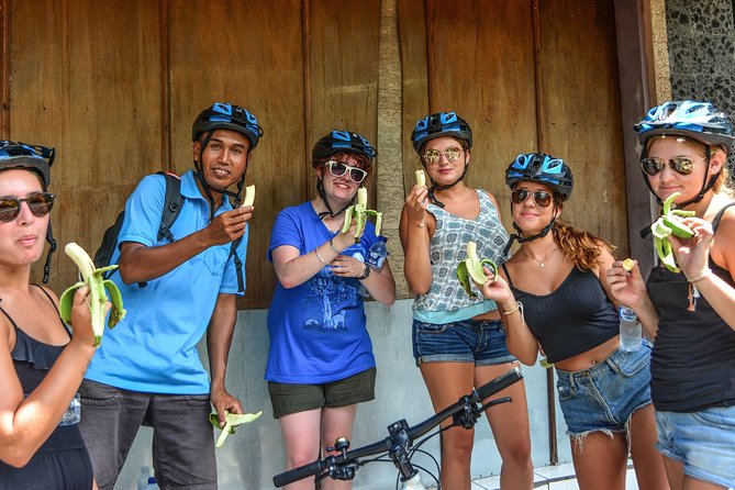 Bali Countryside Cycling Tours - Lunch in a local setting