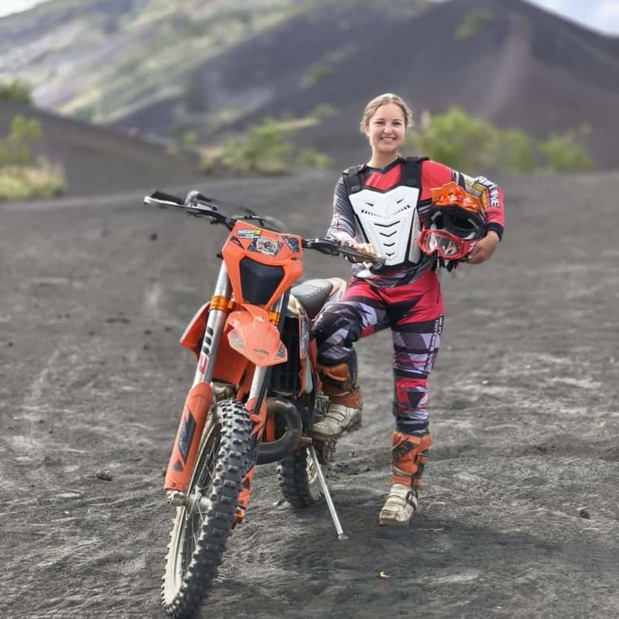 Bali: Extreme Dirt Bike Experience in Nature - Safety briefing, equipment, and getting ready