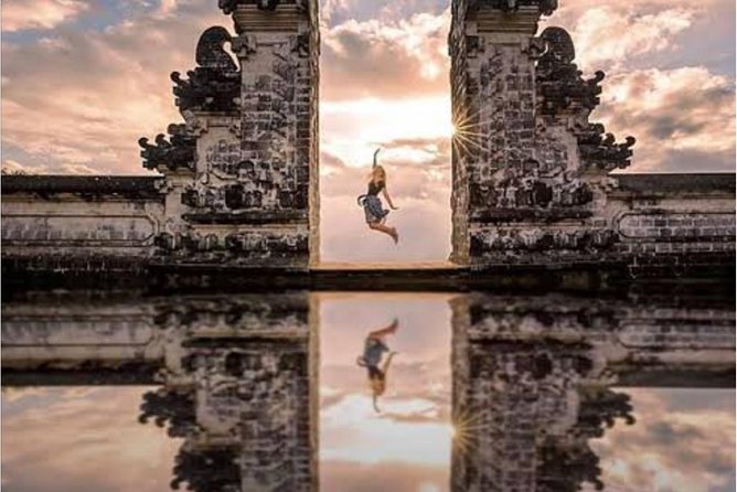 Bali Gate of Heaven and Hidden Waterfall privatel Tour - Tirta Gangga’s spring-fed pools