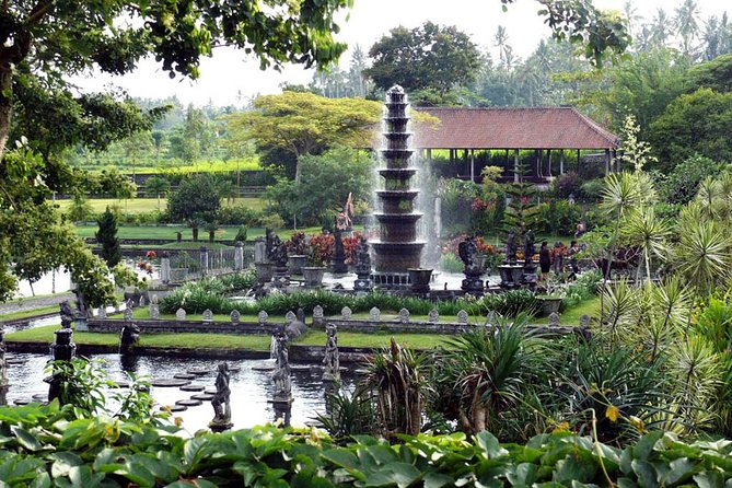 Bali Gate of Heaven Tour - Water Palace - Virgin Beach - What the driving day feels like in practice