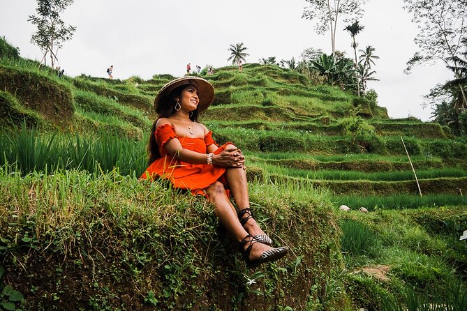 Bali Half Day Trip : All-Inclusive and Private Guided Tour - Tegenungan Waterfall: fresh mountain water and a short visit