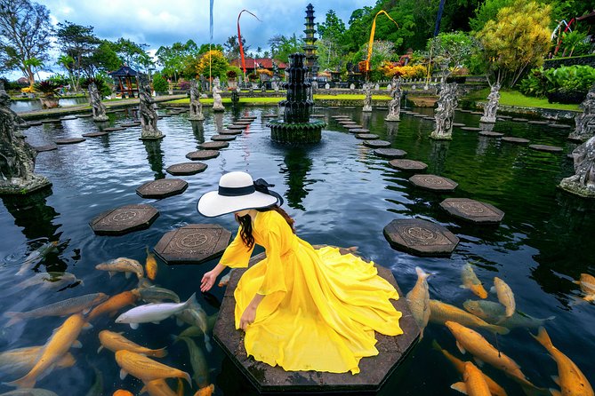 Bali Instagram: Gate of Heaven Temple Tour - What the private format really gives you