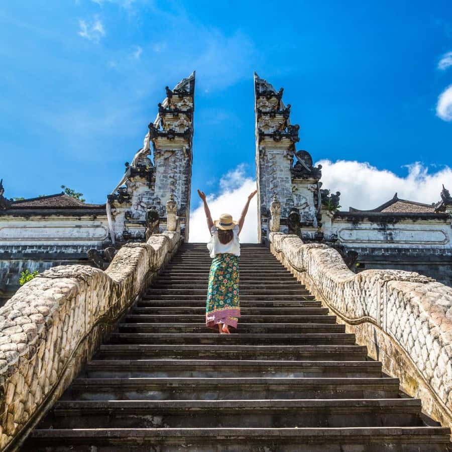Bali Instagram Tour - Tukad Cepung Waterfall and the need for practical clothes