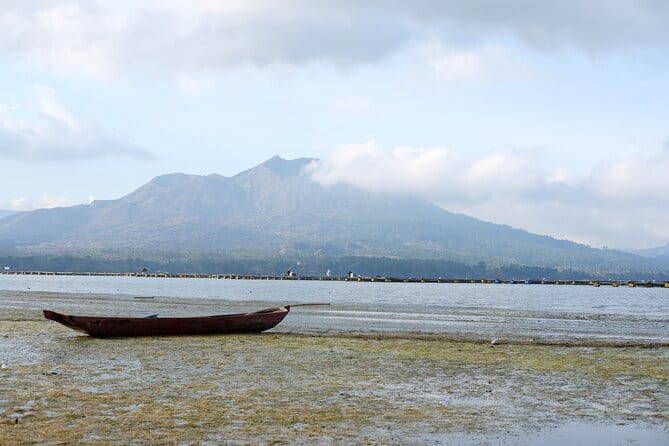 Bali Instagram Tour - DESIGN Your Own Trip - Lempuyang Temple and the Gate to Heaven