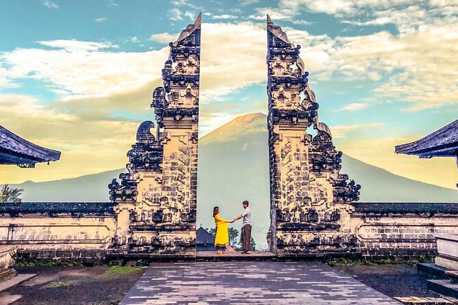 Bali Instagram Tour: Gate of Heaven, Swing and Waterfall Day Tour - Why this private Bali day works
