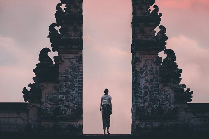 Bali Instagram Tour- Most Scenic Spots in Bali - Lunch at Maha Kencana with Mount Agung in view