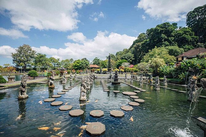 Bali Instagram Tour: The Most Scenic Spots - The 7 a.m. start and the long ride east