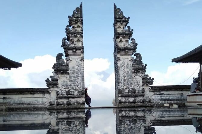 BALI INSTAGRAM TOURS; Heaven Gate, Tirta Gangga, Tukad Cepung waterfall - Lempuyang Temple and the Gates of Heaven