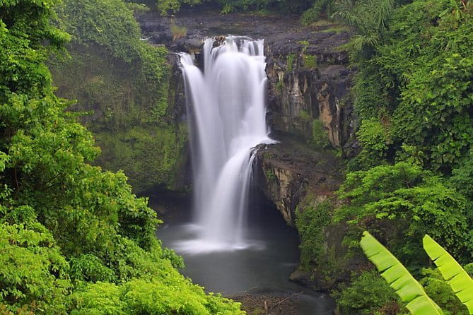 Bali Lempuyang Temple, Waterfall with Rice Terrace Tour - Tukad Cepung Waterfall inside the canyon