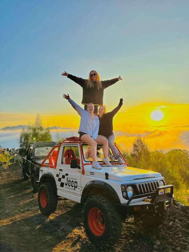 Bali: Mount Batur Sunrise Jeep and Black Lava With Breakfast - The coffee plantation option in Temen Village