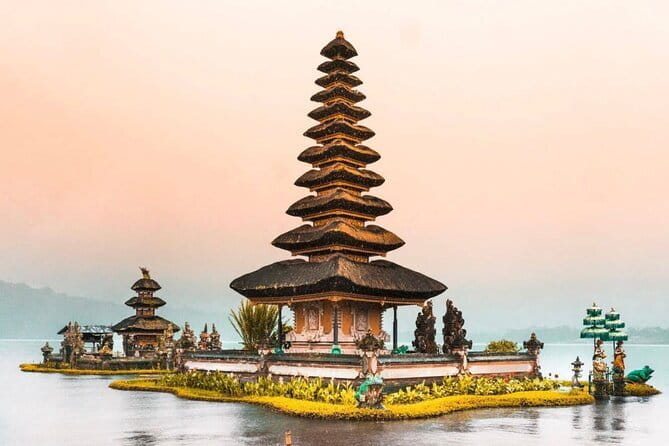 Bali : Northern Bali Private Day Trip with Transfer - Leke Leke Waterfall, with time to swim