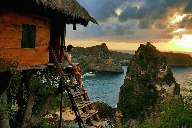 Bali : Nusa Penida with Lunch ,car, driver - Broken Beach and the famous opening in the coast