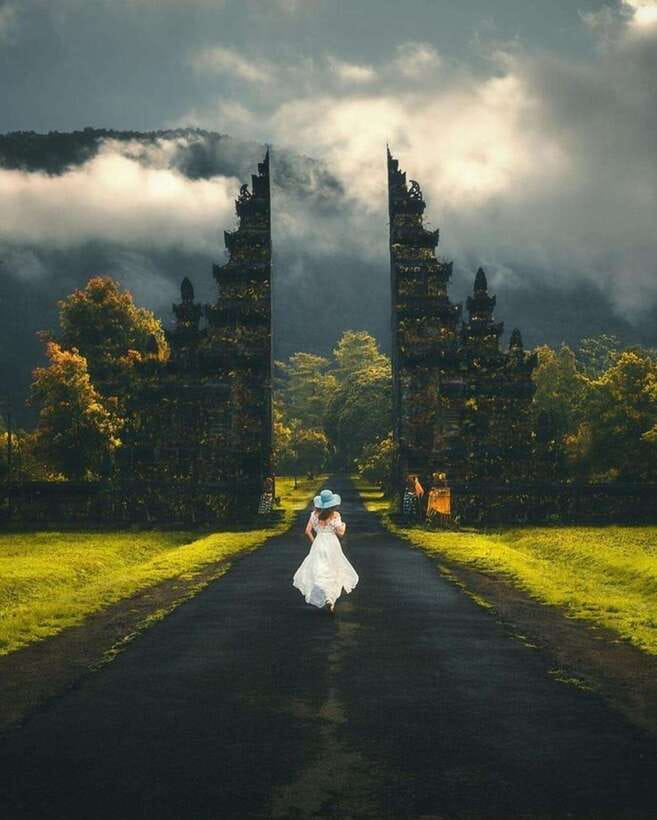 Bali: Private Car Charter with English's speaking driver - Traffic, timing, and how to protect your day