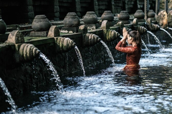Bali Private Tour - Best of Ubud - All Inclusive - Tegenungan Waterfall below the highlands