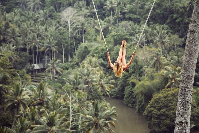 Bali Private Tour : Best Of Ubud & Volcano View With Jungle Swing - Tirta Empul: a sacred water temple