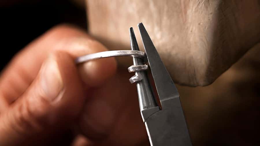 Bali's Hands-On Silver Jewelry Making: From Design to Shine - Who should book this class