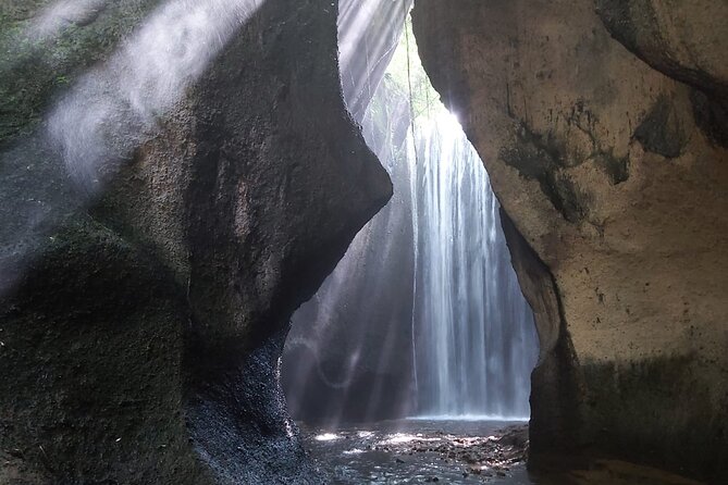 Bali Sightseeing Tour - Traditional village - Waterfall - A full day linking Bali’s best-known sights