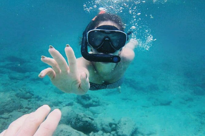 Bali Snorkeling at Blue Lagoon with Transport and Lunch - Indonesian lunch by the beach