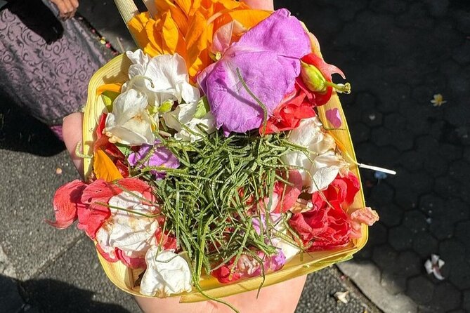 Bali Spiritual Soul Retreat Cleansing and Mantra Healing - Entering Mengening Temple for Melukat