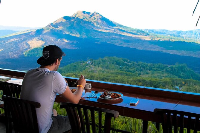 Bali Tour: Cepung Waterfall, Penglipuran Village, & Mt Batur View - Coffee and herbal drinks at Uma Pakel