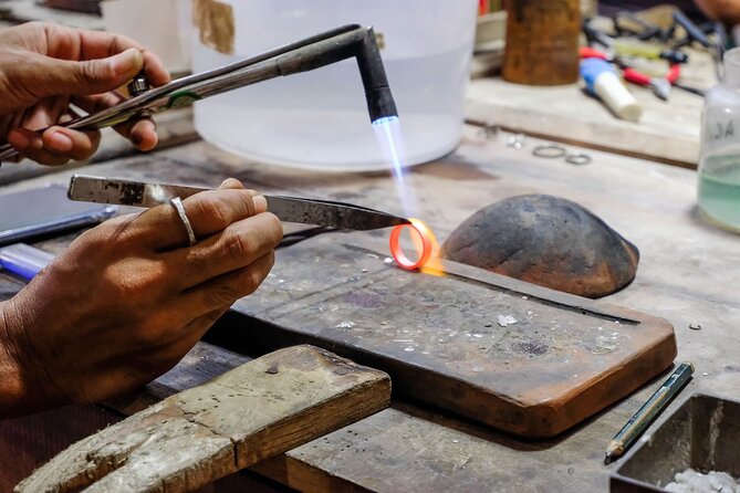 Bali Traditional Silver Jewelry Making Class and Temple Visit - Why Celuk makes the craft lesson worthwhile