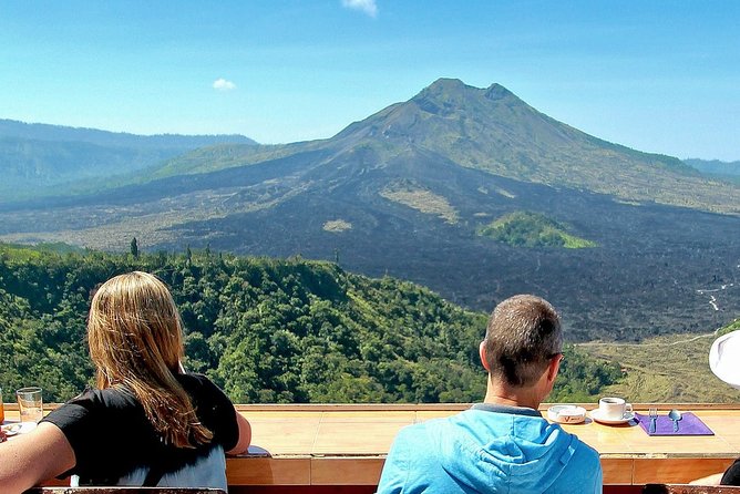 Bali Ubud and Volcano Day Tours - Walking Through the Tegalalang Rice Terrace