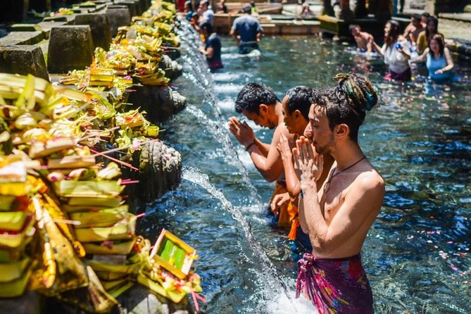 Bali Ubud and Volcano Day Tours - Visiting Tirta Empul’s Bubbling Spring