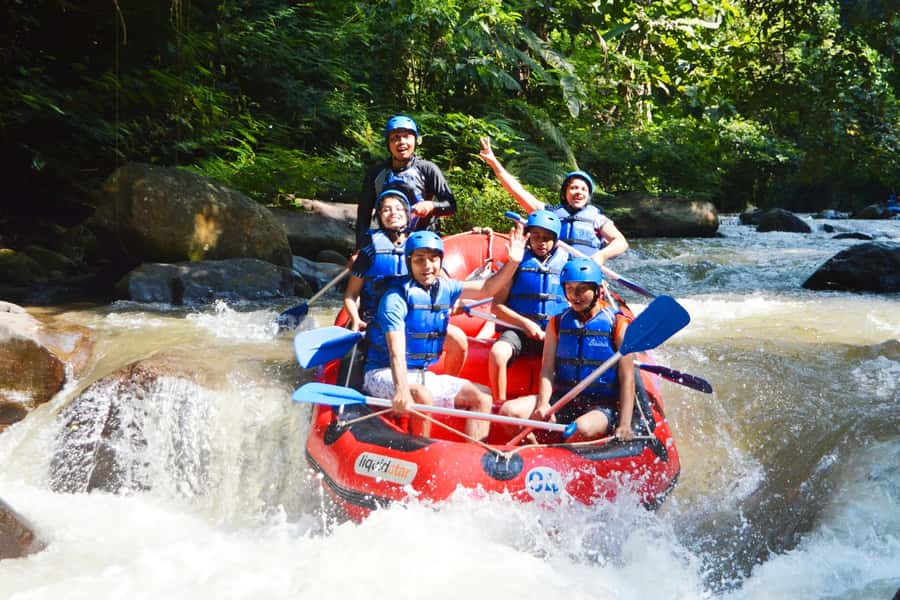Bali-Ubud fun ATV Quad Bike Adventure & River Rafting - Guides, safety, and group size