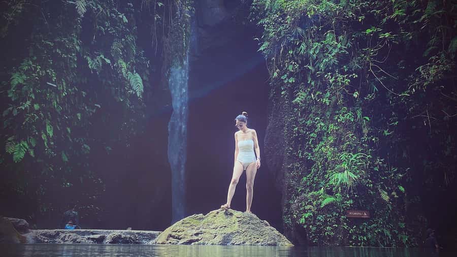 Bali: Ubud Gorilla Cave Track ATV & Waterfall Tour with Meal - Safety gear and choosing solo or tandem