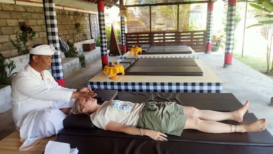Bali: Ubud Palm of Hand Reading with Balinese Method - Key points at a glance
