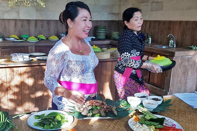 Bali Ubud Paon Cooking Class - Ride to a traditional Balinese home
