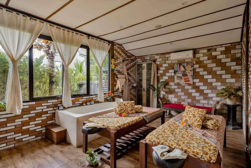 Bali: Ubud Spa Balinese Massage Scrub Flowerbath 2 hour - A full two-hour treatment at Samana Aksata Spa Ubud