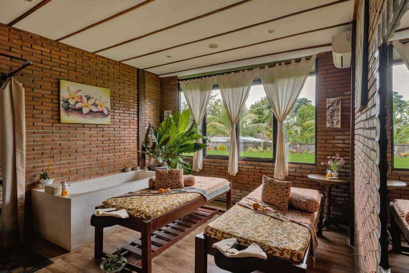 Bali: Ubud Spa Balinese Massage Scrub Flowerbath 2 hour - The Balinese massage comes first