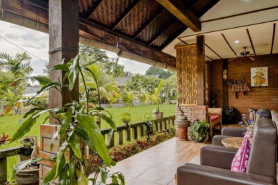 Ubud Spa Balinese Massage Scrub Flowerbath 2 hour