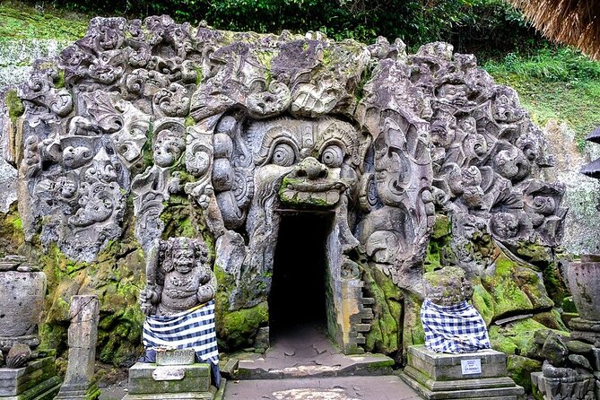 Bali Ubud Tour: Monkey Forest, Waterfall & Rice Terrace - Bali Pulina: coffee with a view