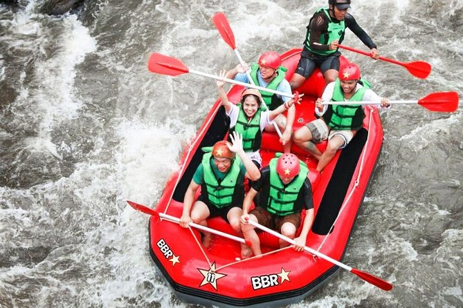 Bali White Water Rafting - Infinity - The safety briefing and equipment check