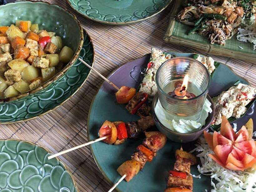 Balinese cooking class/Go shopping at the market, cook, eat - Lunch or dinner, choose the timing that fits your Bali plans