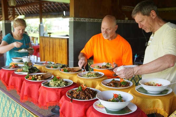 Balinese Traditional Food Cooking Class with Ubud Monkey Forest and SPA - Cooking authentic Balinese recipes