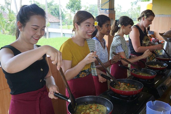 Balinese Traditional Food Cooking Class with Ubud Monkey Forest and SPA - Lunch made by you